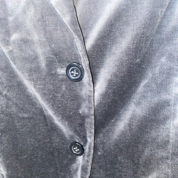 Studio works women’s faux velvet women’s blazer - Picture 5 of 12